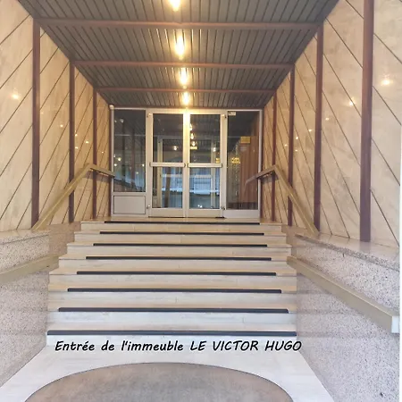 Le Nid Du Neuf Apartman *