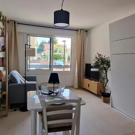 Le Nid Du Neuf Apartment Aix-les-Bains